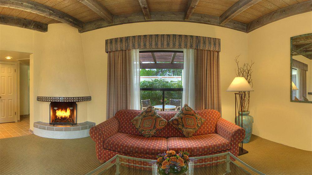 Scottsdale Cottonwoods Resort & Suites Exterior photo